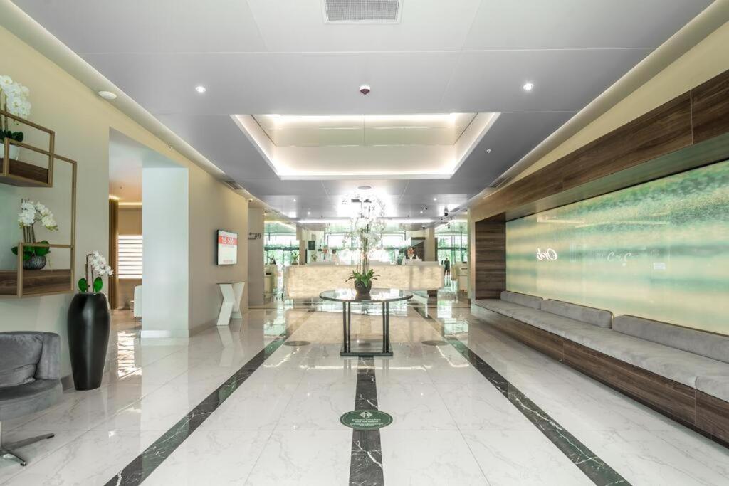 Orbit City Batumi Hotel Eksteriør billede