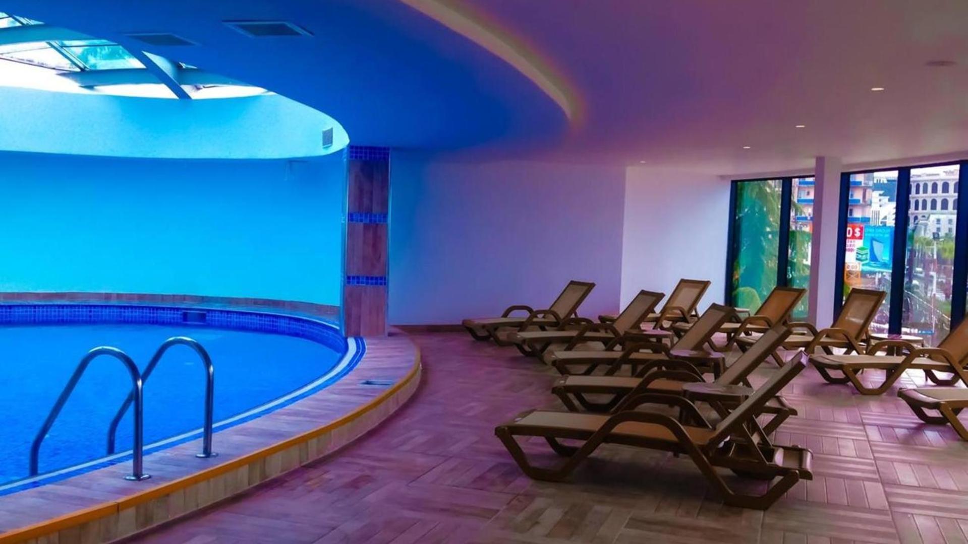 Orbit City Batumi Hotel Eksteriør billede