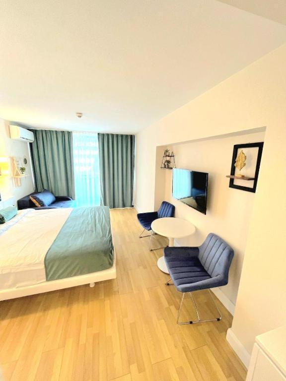 Orbit City Batumi Hotel Eksteriør billede